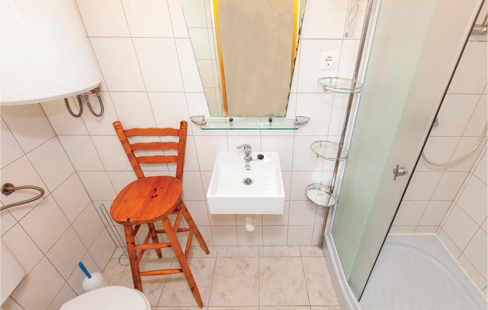 Gorgeous Apartment In Klenovica With Kitchen エクステリア 写真